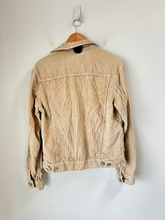 Load image into Gallery viewer, Bdg Outerwear Size Small
