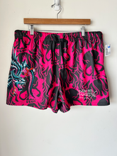 Load image into Gallery viewer, Ed Hardy Athletic Shorts Size Extra Large
