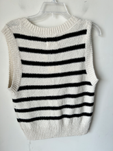 Load image into Gallery viewer, Tank Top Size Medium
