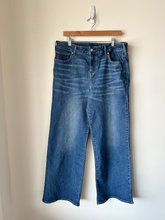 Load image into Gallery viewer, True Religion Denim Size 13/14 (32)

