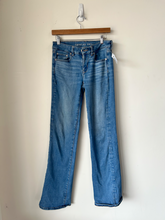 Load image into Gallery viewer, American Eagle Denim Size 3/4 (27)
