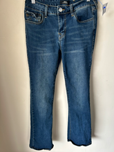 Load image into Gallery viewer, True Religion Denim Size 5/6 (28)
