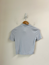 Load image into Gallery viewer, Babaton Short Sleeve Top Size Small
