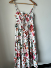 Load image into Gallery viewer, Maxi Dress Size Extra Small
