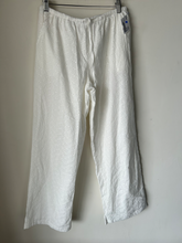 Load image into Gallery viewer, Pac Sun Pants Size Small
