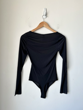 Load image into Gallery viewer, Skims Womens Tops Bodysuit Size Medium
