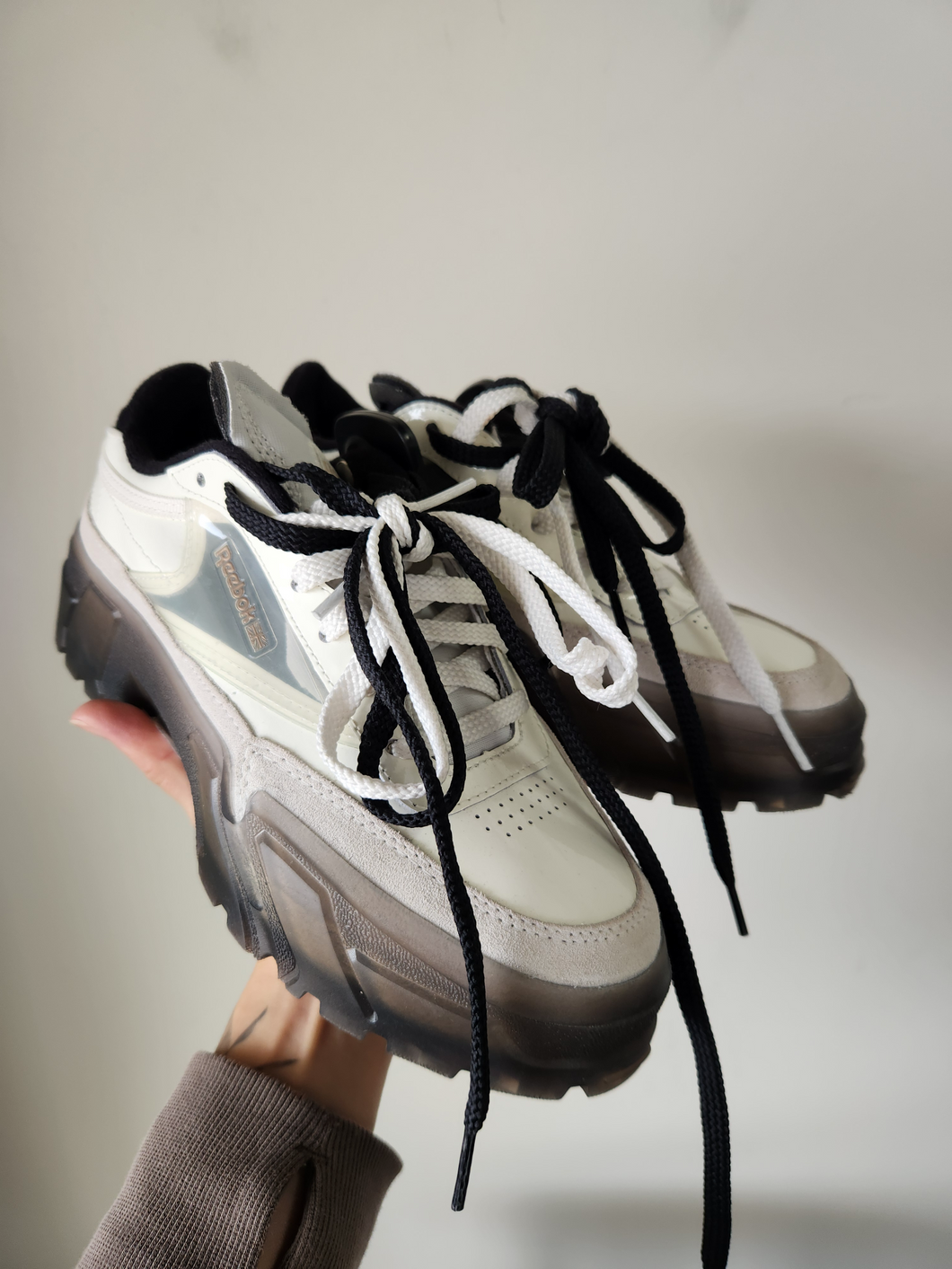 Reebok Casual Shoes Womens 5