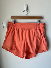 Load image into Gallery viewer, Lulu Lemon Athletic Shorts Size 9/10
