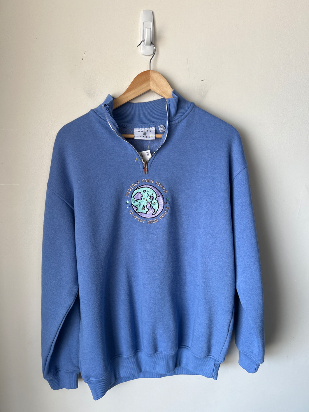 Daisy Street Sweatshirt Size Small