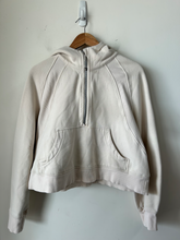 Load image into Gallery viewer, Lululemon Sweatshirt Size Small
