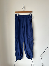 Load image into Gallery viewer, Gilley Hicks Athletic Pants Size Small
