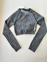 Load image into Gallery viewer, Gym Shark Athletic Top Size Medium
