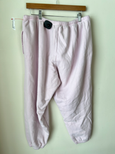 Load image into Gallery viewer, Skims Athletic Pants Size Extra Large
