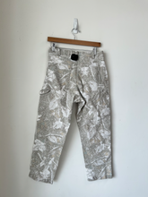 Load image into Gallery viewer, Abercrombie &amp; Fitch Pants Size 5/6 (28)
