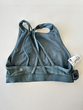 Load image into Gallery viewer, Lululemon Sports Bra Size Small
