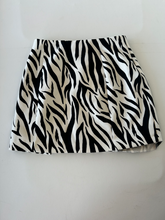 Load image into Gallery viewer, Bershka Short Skirt Size Extra Small
