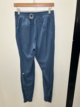 Load image into Gallery viewer, Lulu Lemon Athletic Pants Size Small
