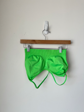 Load image into Gallery viewer, Gym Shark Sports Bra Size Small
