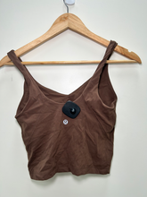 Load image into Gallery viewer, Lulu Lemon Athletic Top Size Medium
