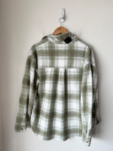 Load image into Gallery viewer, American Eagle Outerwear Size Small

