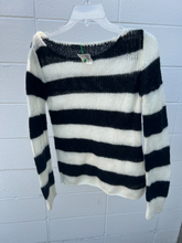 Load image into Gallery viewer, John Galt Sweater Size Medium
