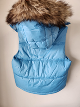 Load image into Gallery viewer, American Eagle Heavy Outerwear Size Medium
