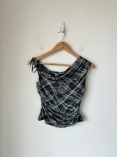 Load image into Gallery viewer, Princess Polly Tank Top Size Large
