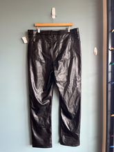 Load image into Gallery viewer, Abercrombie &amp; Fitch Pants Size 18/20 (36)
