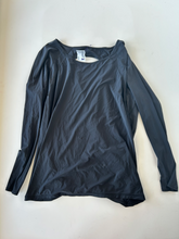 Load image into Gallery viewer, Lululemon Athletic Top Size Large
