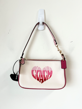 Load image into Gallery viewer, Coach Purse
