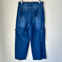 Load image into Gallery viewer, Refuge Denim Size Medium
