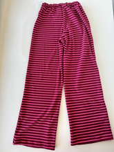 Load image into Gallery viewer, Pants Size Small
