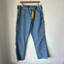 Load image into Gallery viewer, Lee Denim Size 36
