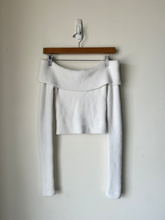 Load image into Gallery viewer, American Eagle Long Sleeve Top Size Extra Small
