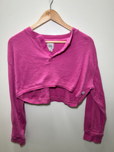 Load image into Gallery viewer, Bdg Long Sleeve Top Size Medium
