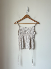 Load image into Gallery viewer, Brandy Melville Tank Top Size Small
