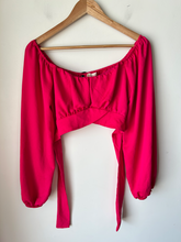 Load image into Gallery viewer, Altar'd State Long Sleeve Top Size Small
