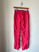 Load image into Gallery viewer, Lululemon Athletic Pants Size 3/4 (27)
