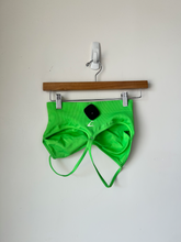 Load image into Gallery viewer, Gym Shark Sports Bra Size Small
