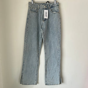 12th Tribe Denim Size Medium