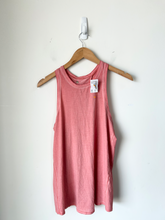 Load image into Gallery viewer, Lulu Lemon Athletic Top Size Small
