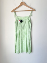 Load image into Gallery viewer, Old Navy Dress Size Medium
