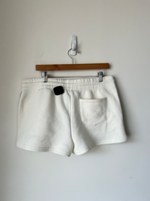 Load image into Gallery viewer, True Religion Athletic Shorts Size Large
