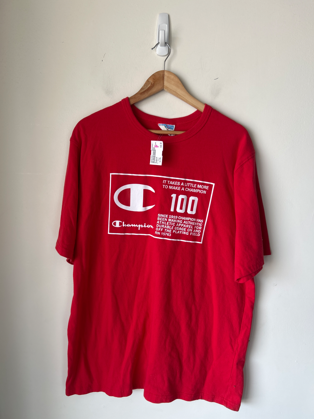 Champion T-shirt Size XXL