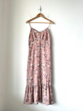 Load image into Gallery viewer, Dress Forum Maxi Dress Size Large

