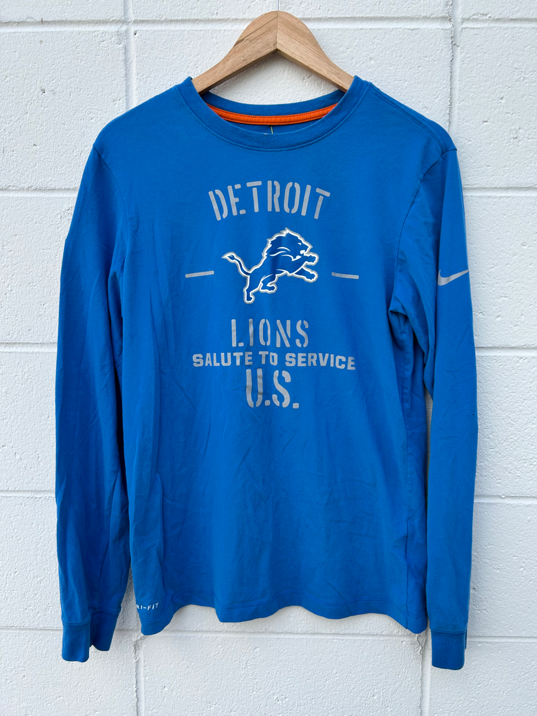 Nike Long Sleeve T-Shirt Size Small