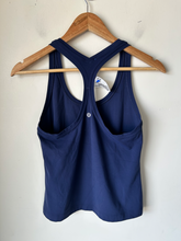 Load image into Gallery viewer, Lululemon Athletic Top Size Small
