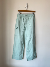 Load image into Gallery viewer, Celebrity Pink Pants Size Small
