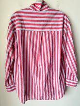 Load image into Gallery viewer, Universal Thread Long Sleeve Top Size Medium
