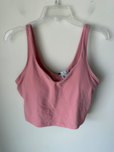 Load image into Gallery viewer, Lululemon Athletic Top Size Extra Large
